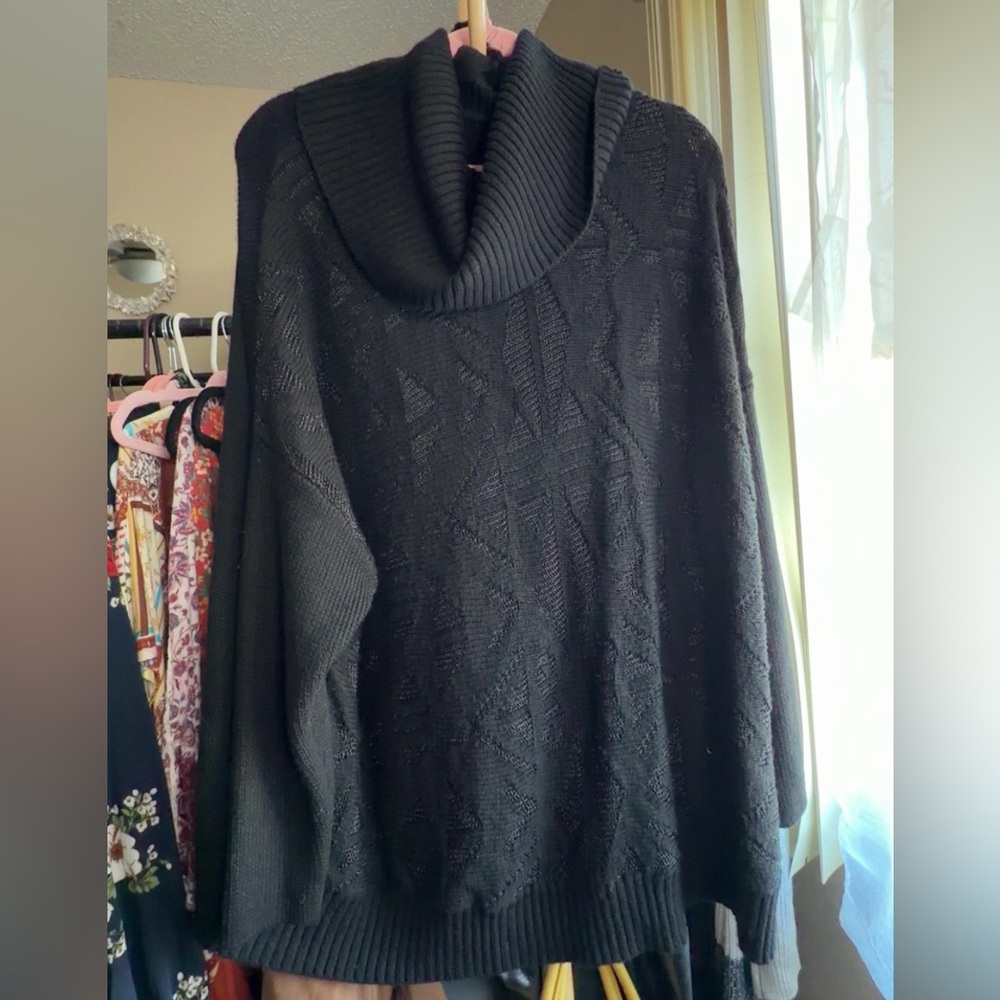 🧣MarlaWynne Black Cowl Neck Sweater